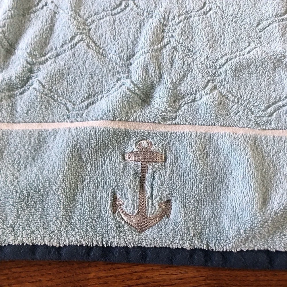blue anchor hand towel